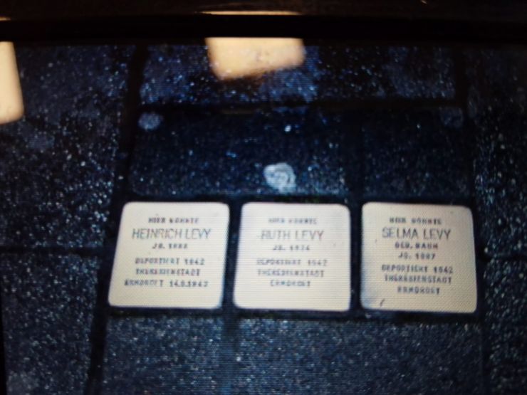 Stolpersteine_01.jpeg